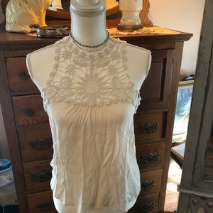 Lacey sleeveless ivory top